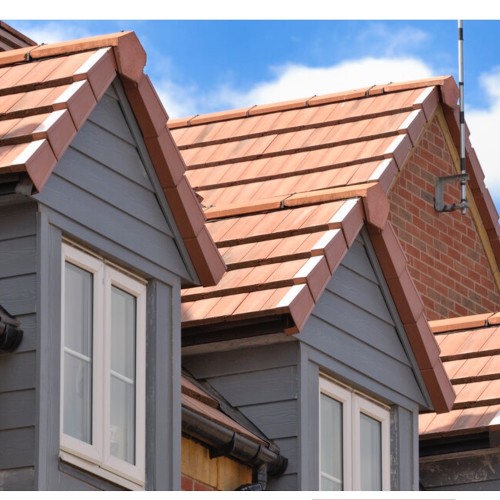 Redland MockBond Mini Stonewold Interlocking Concrete Roof Slate - Farmhouse Red - 334mm x 418mm Redland MockBond Mini Stonewold Interlocking Concrete Roof Slate - Farmhouse Red - 334mm x 418mm
