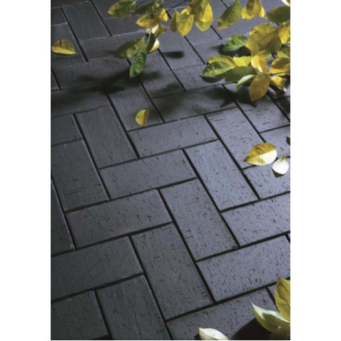 Roben Schwabing Shaded Black with a Bevel