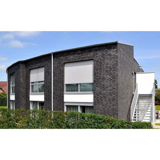 Roben Lyon Black Brick