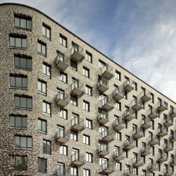 Roben Manchester Brick