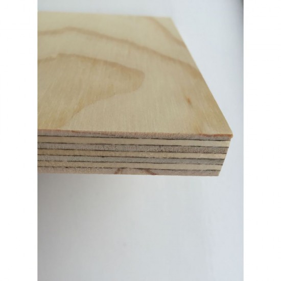 2440mm x 1220mm x 18mm Selex Structural Plywood B/C Grade
